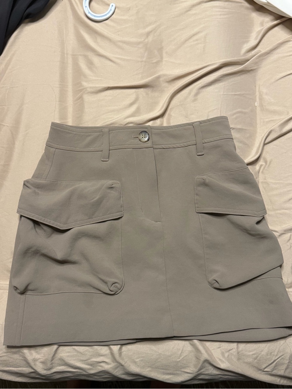 High waisted Sleek Cargo crepette Pocket Mini Skirt — Taupe Wilfred